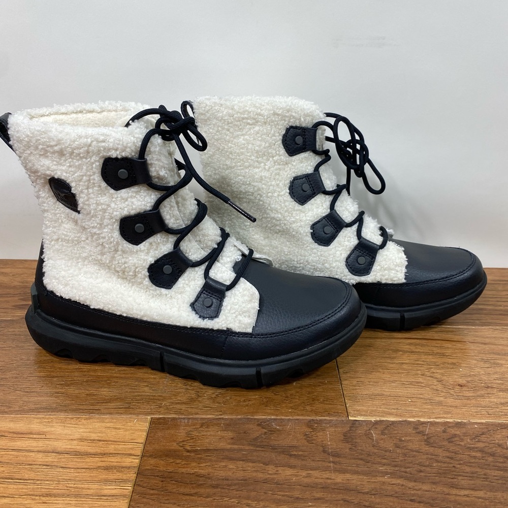 NWOB Sorel Sherpa fleece black & off white waterproof light winter boots sz 10.5